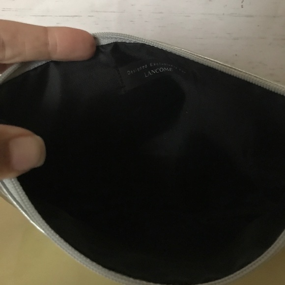 silver clutch purse - Picture 3 of 7